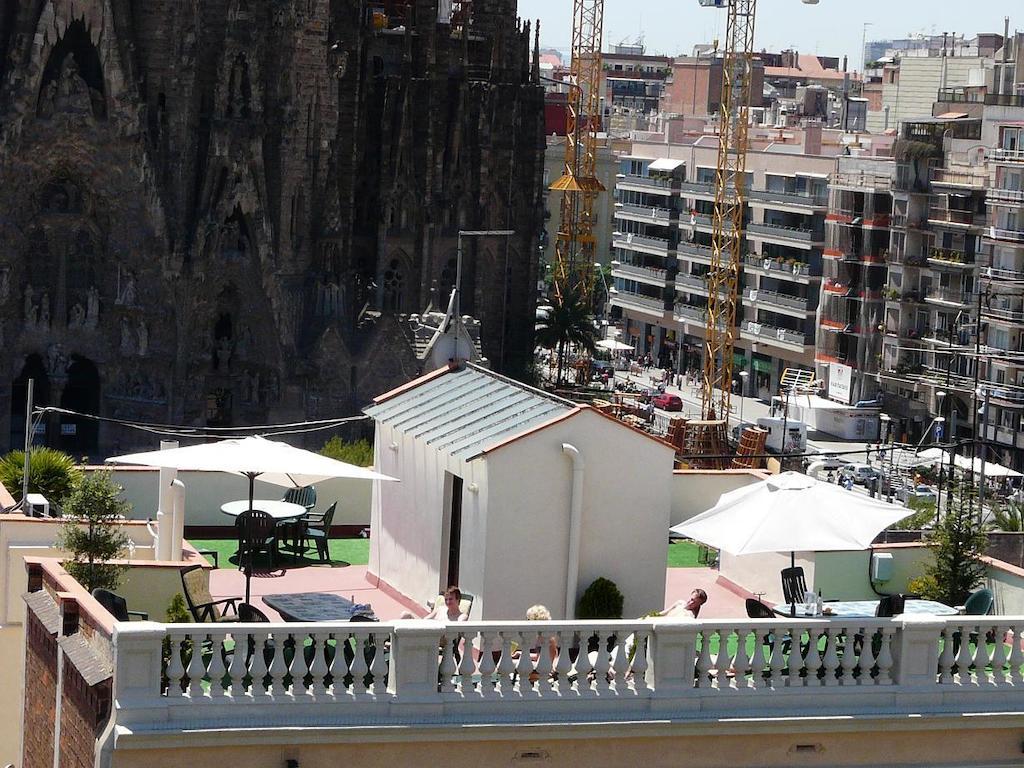 Absolute Sagrada Familia Appartamento Barcellona Esterno foto